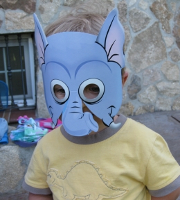 Alex als olifant!
