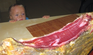 Alex the jamón addict!
